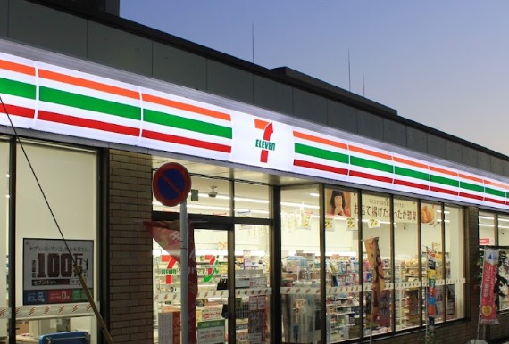コンビニ　セブンイレブン江東佐賀2丁目店（コンビニ）まで194m