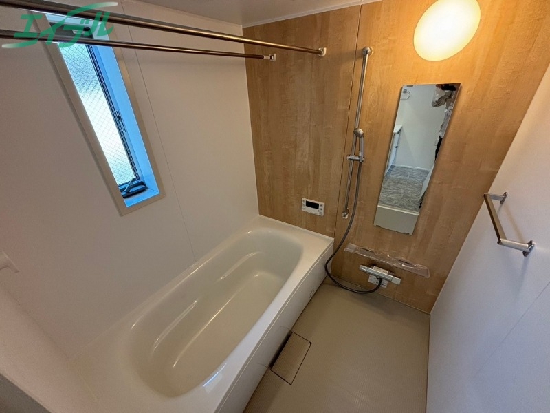 バス・シャワールーム　退去前の為、別部屋の写真を使用しております。