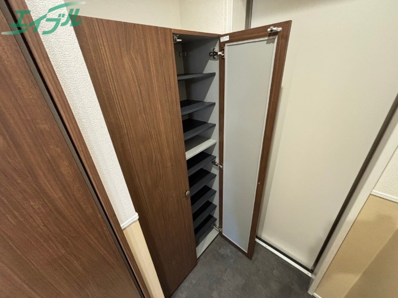 収納　退去前の為、別部屋の写真を使用しております。