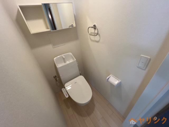 トイレ　トイレ