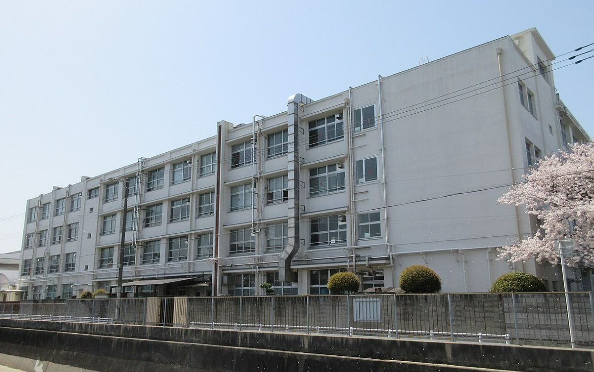 小学校　巽南小学校（小学校）まで420m