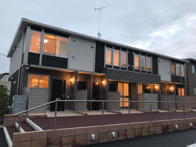 建物外観　外観写真（夜）