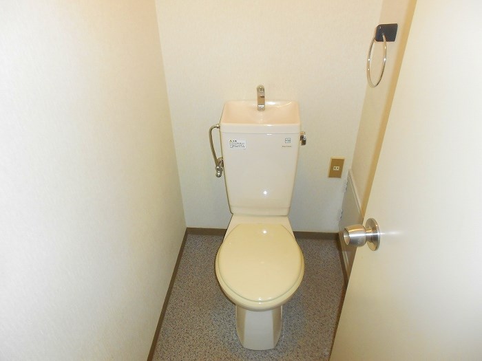 トイレ　同物件別部屋参考写真です