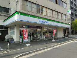 コンビニ　ファミリーマート新町高辻店（コンビニ）まで266m