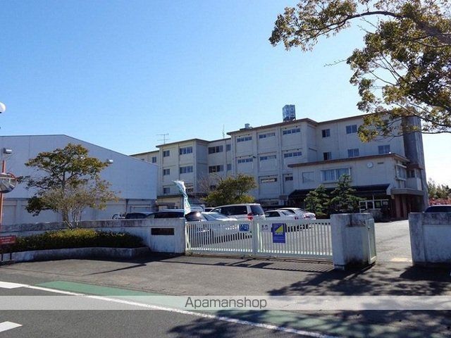 小学校　西都台小学校（小学校）まで350m