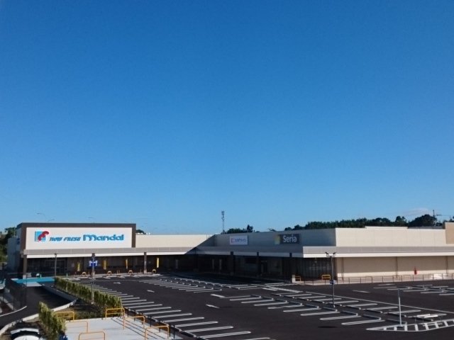 駐車場　万代様まで1100m