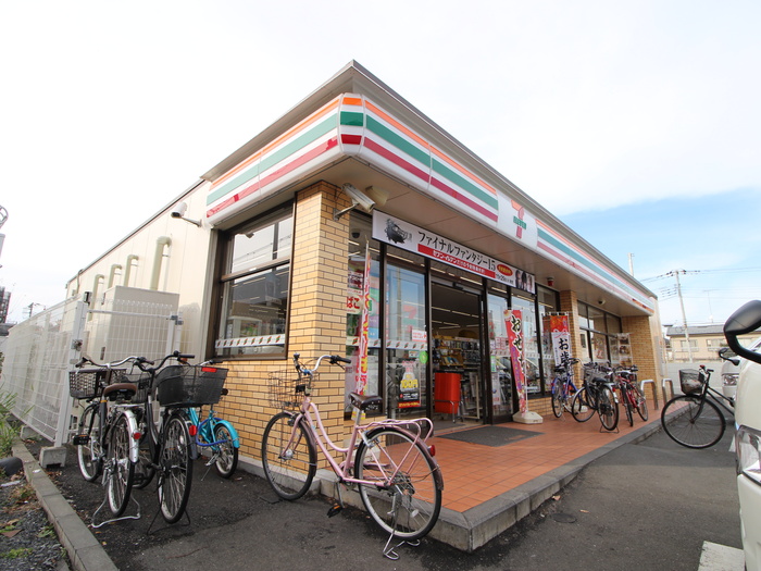 コンビニ　セブンイレブン境5丁目店（コンビニ）まで515m