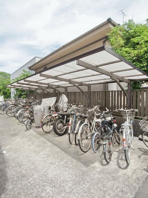 その他共有部分　♪屋根付き駐輪場♪