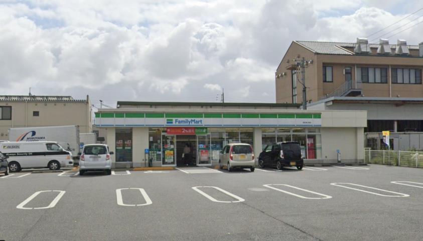 コンビニ　ファミリーマート湖山東店（コンビニ）まで1578m