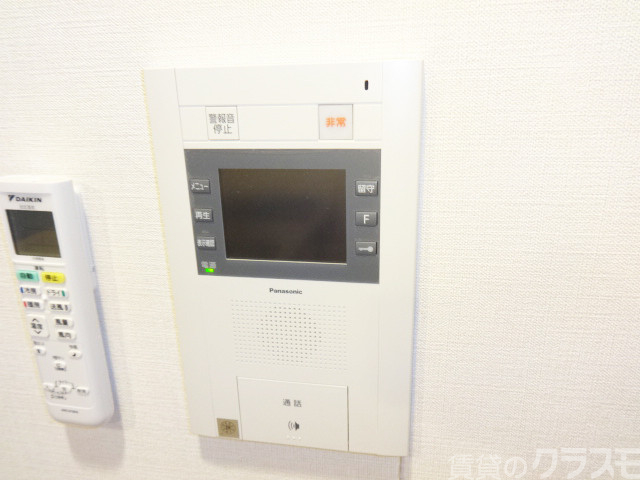 セキュリティ　防犯対策にもなるモニター付きインターホン完備☆