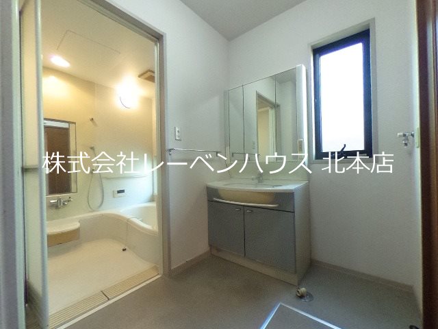 洗面設備　レーベンハウス北本店へ　048-590-5757
