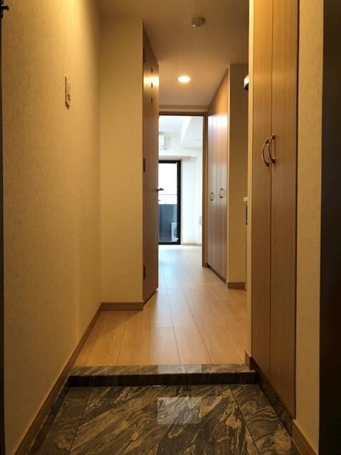 玄関　収納もある玄関です