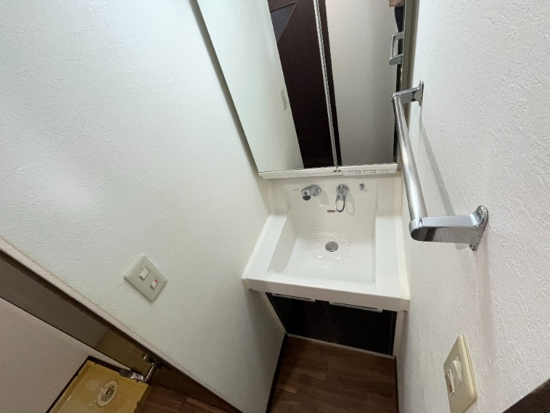 洗面設備　同仕様