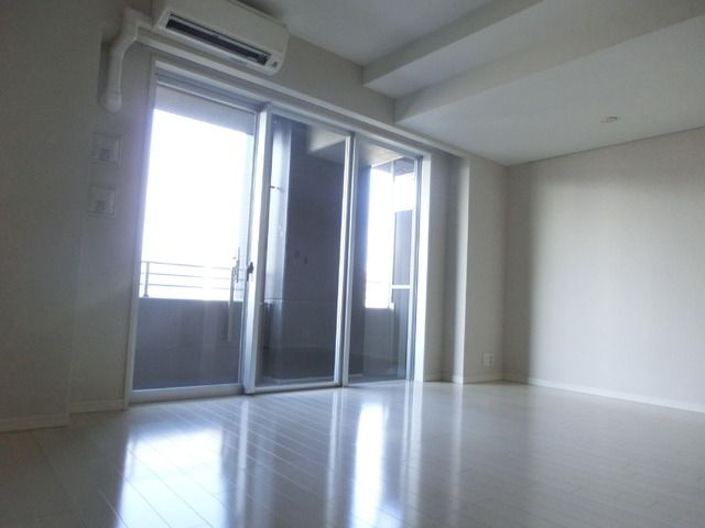 その他部屋・スペース　★ゆったり広いリビング★
