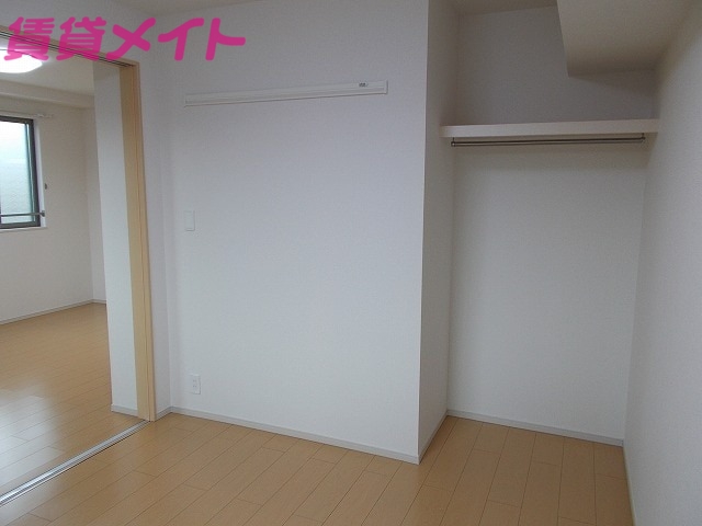 収納　同タイプ部屋写真です。
