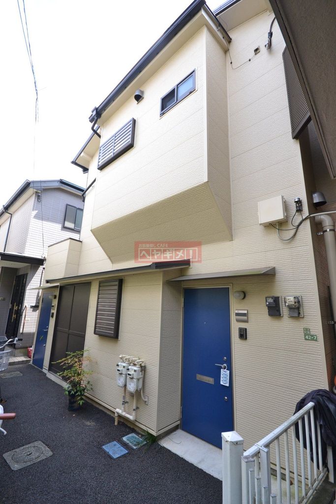 建物外観　エントランス