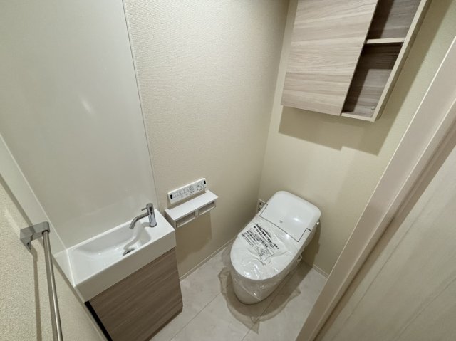 トイレ　※同社施工物件イメージ写真