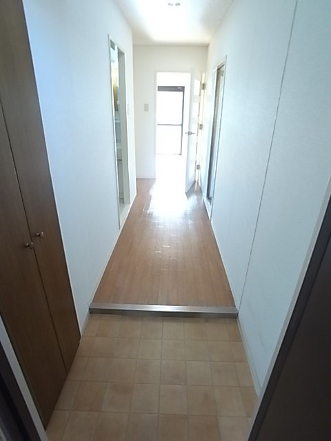 玄関　ゆったりとした玄関です