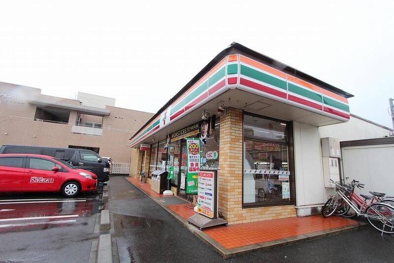 コンビニ　セブンイレブン名古屋入場1丁目店（コンビニ）まで421m