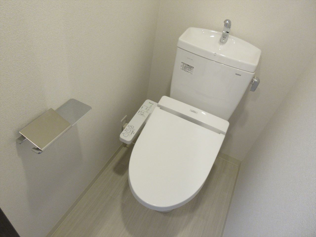 トイレ　メイクスデザイン鶴舞