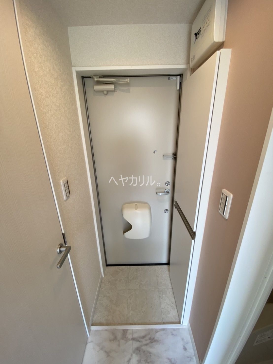 玄関　同シリーズ参考写真