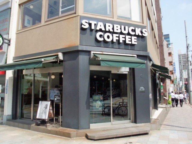 飲食店　スターバックスコーヒー九段下店（飲食店）まで245m