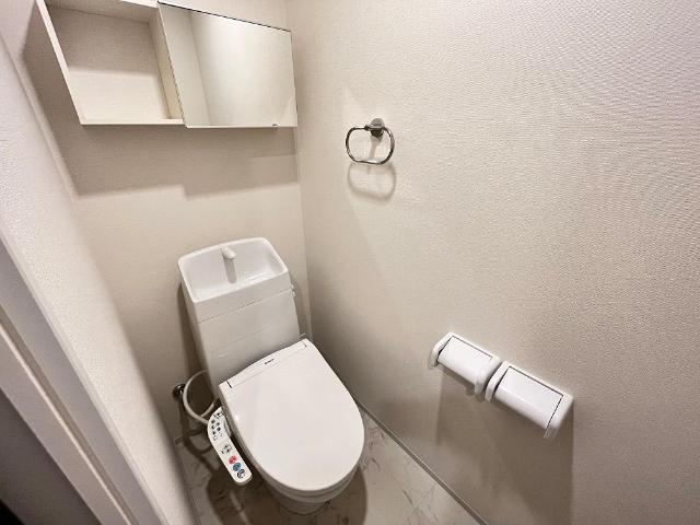 トイレ　シャワー付トイレ