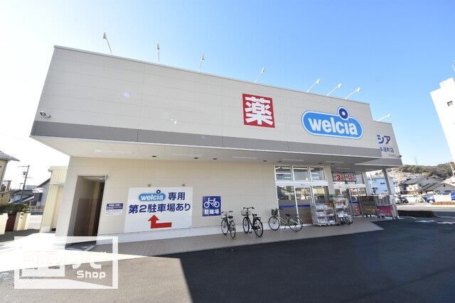 コンビニ　ローソン岡山岡工前店（コンビニ）まで303m