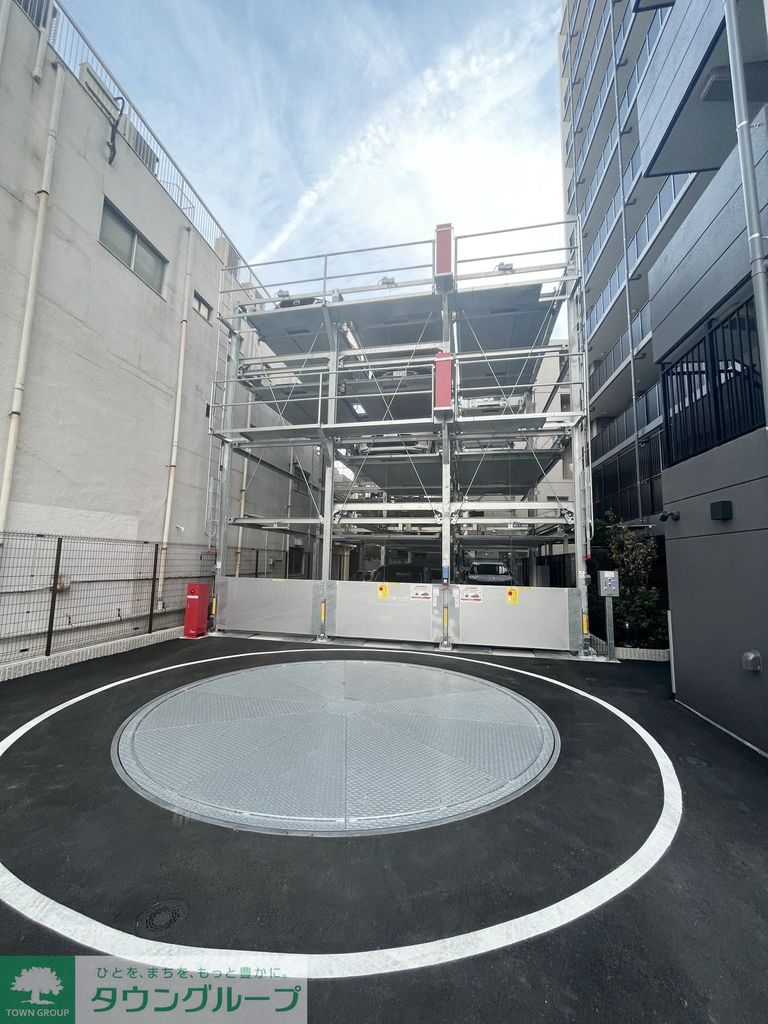 駐車場　駐車場