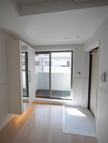玄関　別部屋参考写真
