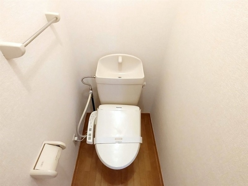 トイレ　図面と現状に相違がある場合には現状を優先