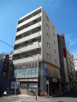 建物外観　落ち着いた雰囲気。