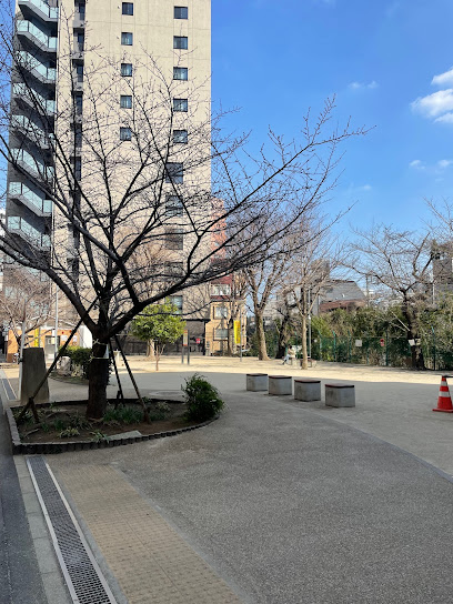 公園　臨川四季の森（公園）まで95m