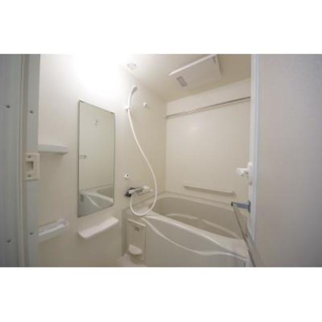 バス・シャワールーム　※写真は同タイプ住戸です。