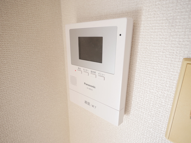 セキュリティ　★モニタ付きインターホンでセキュリティ面も安心ですね★
