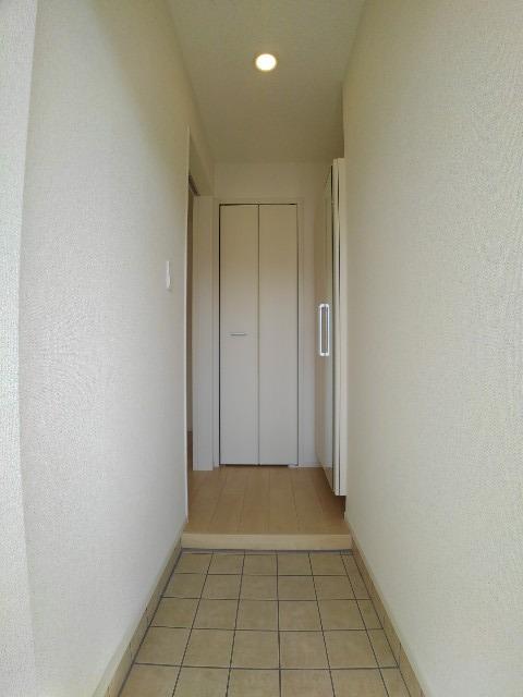 玄関　図面と現状に相違がある場合には現状を優先