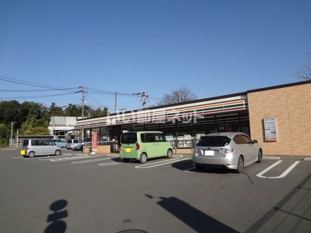 コンビニ　セブンイレブン合志三ツ石駅前店（コンビニ）まで300m