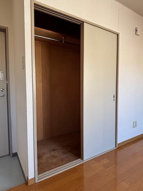 収納　クローゼット