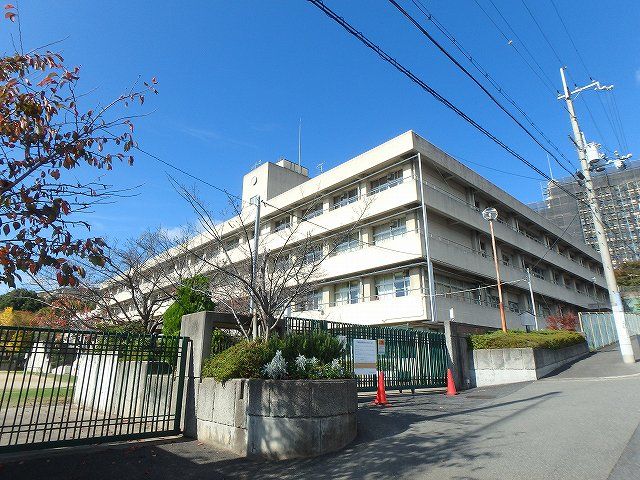 小学校　萱野北小学校（小学校）まで299m