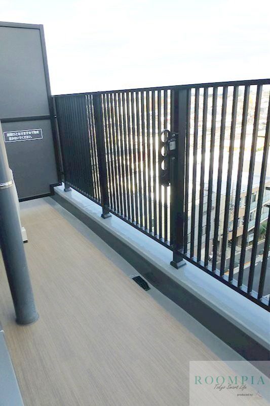 バルコニー　※同タイプの別のお部屋です。