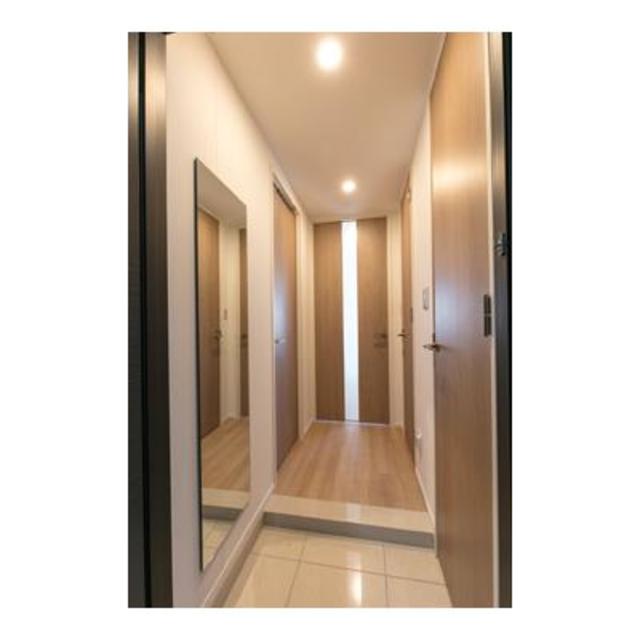 玄関　※写真は同タイプ住戸です。