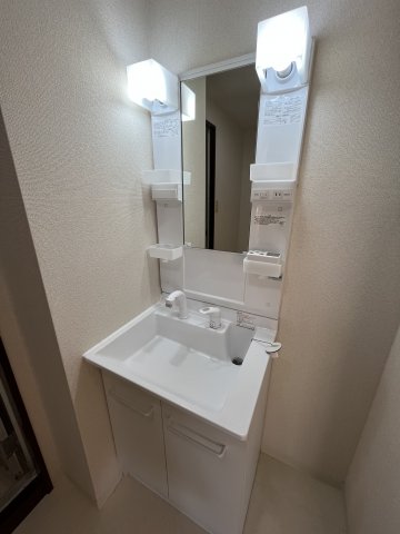 洗面設備　反転間取り他のお部屋、独立洗面台