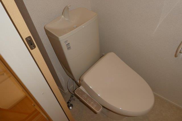 トイレ　シャワー付きトイレ