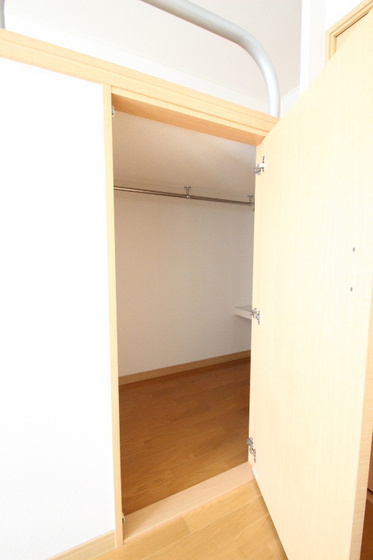 収納　※別部屋の写真です