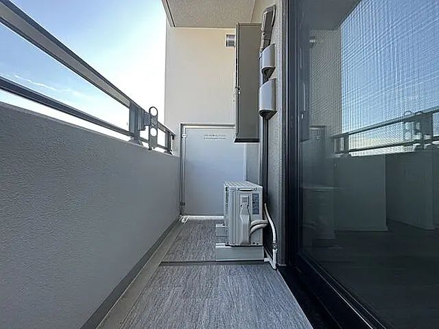 バルコニー　外からの目が気にならないバルコニーで洗濯物が干せます