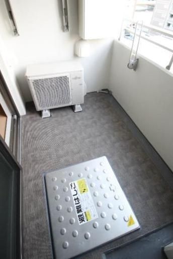 バルコニー　写真は同タイプ住居です。