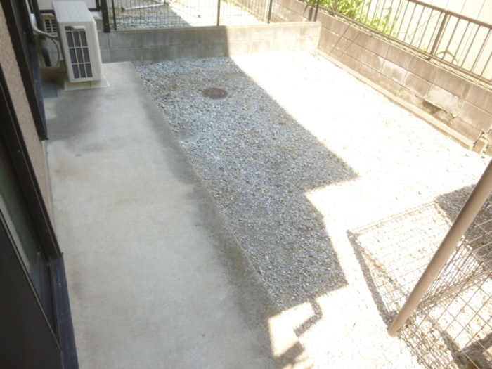 バルコニー　参考写真（同物件別部屋）