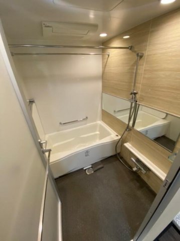 バス・シャワールーム　別部屋参考写真