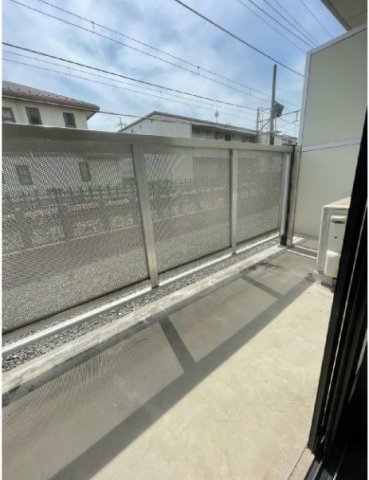 玄関　バルコニーです