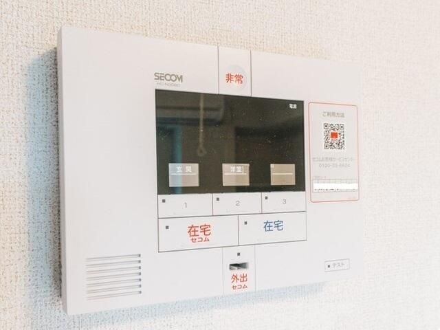 セキュリティ　TVモニター付きインターホン
